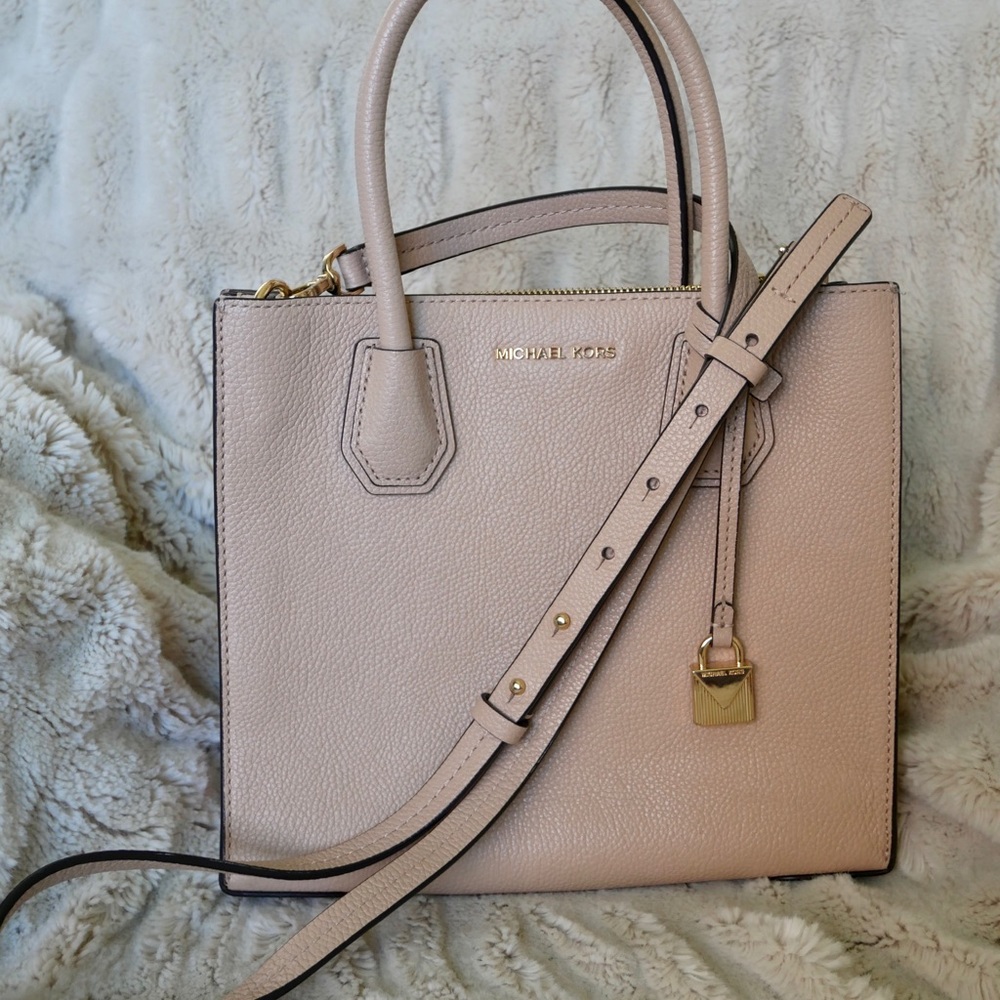 Michael Kors Mercer 2Way Handbag